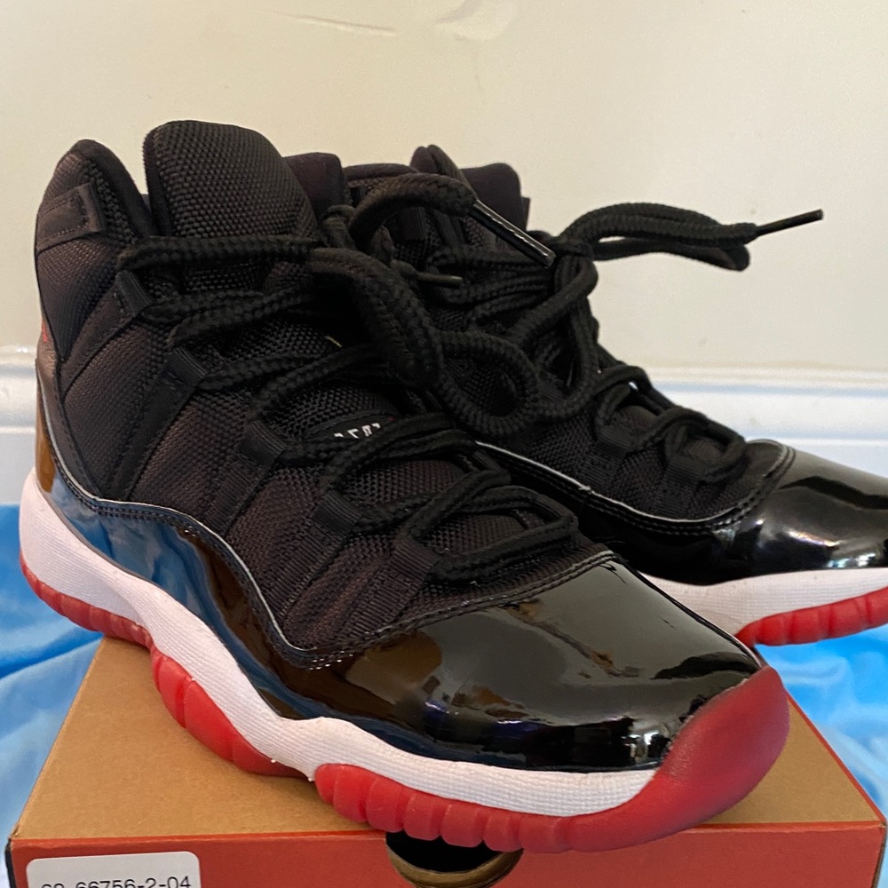 Jordan 11 Retro Low Bred (GS)